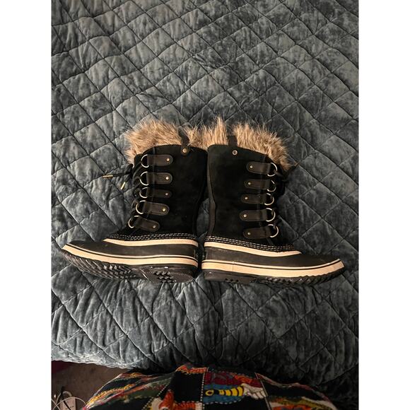 JOAN OF ARCTIC™ Women's Waterproof Boot size 8 - Picture 8 of 10